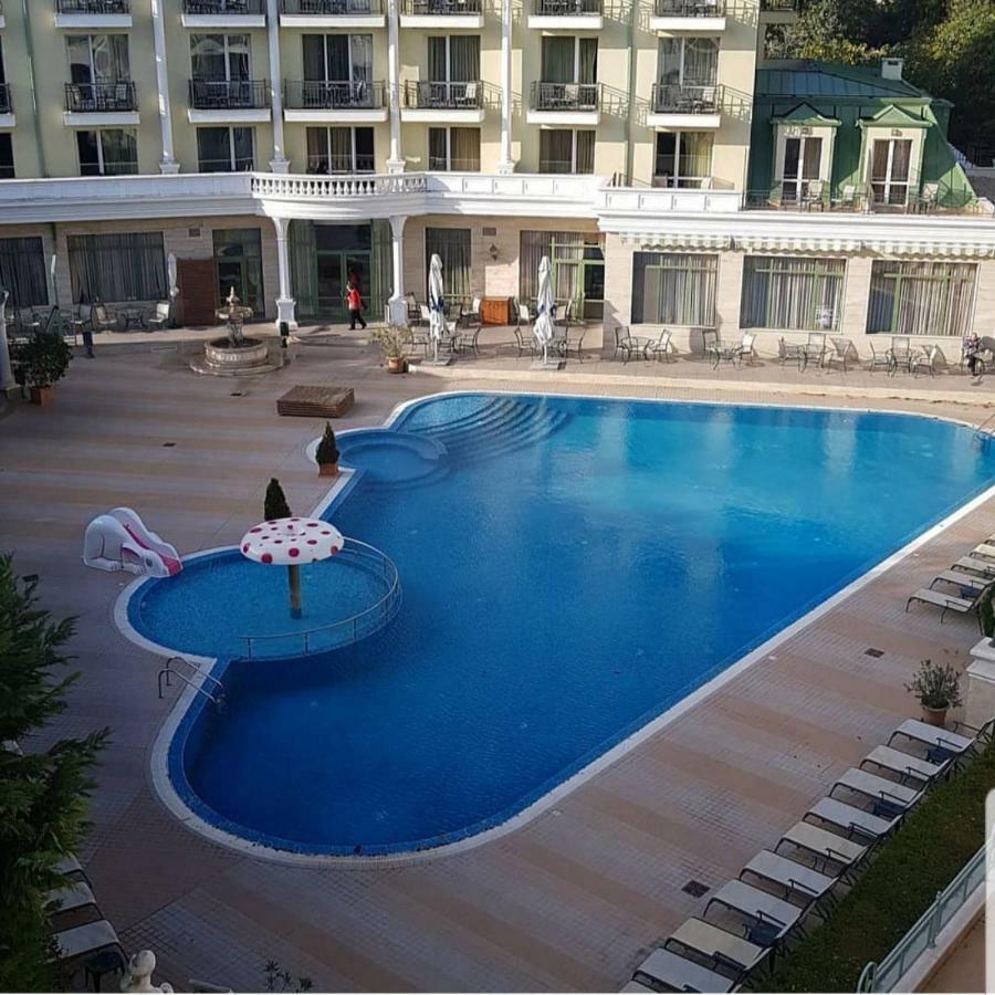 Apartcomplex Splendid - Apartment Romance № 46 Saints Constantine and Helena Exterior photo